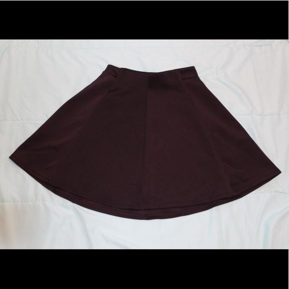 Decree Black Skirt - Picture 1 of 2